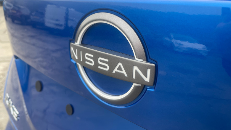 Nissan Juke 1.0 DiG-T N-Connecta 5dr Petrol Hatchback